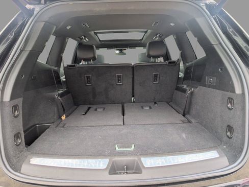 Certified 2024 Cadillac XT6 Luxury FWD image 5
