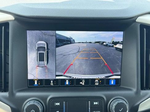 Used 2022 GMC Terrain Denali w/ Denali Premium Package AWD/4WD image 24