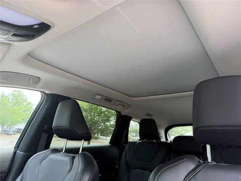 Used 2025 INFINITI QX60 Pure FWD image 18