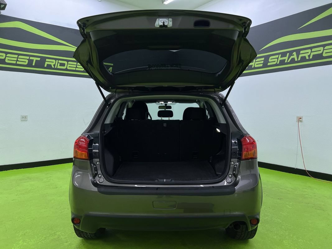 Used 2017 Mitsubishi Outlander Sport SE FWD image 9