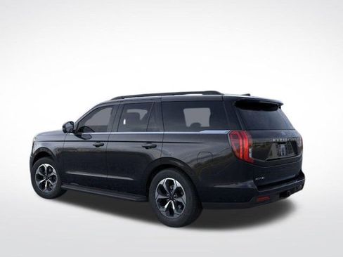 New 2026 Ford Expedition Active image 5