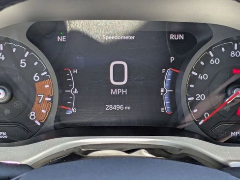 Used 2025 Jeep Compass Limited image 17