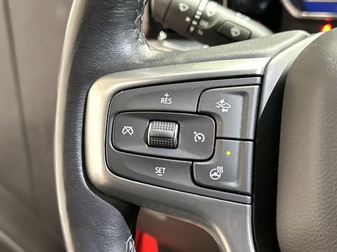 Used 2023 Chevrolet Silverado 1500 LT image 24