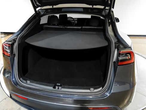 Used 2023 Tesla Model Y Long Range AWD/4WD image 64