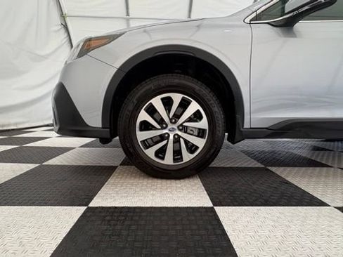 Used 2020 Subaru Outback Premium AWD/4WD image 12