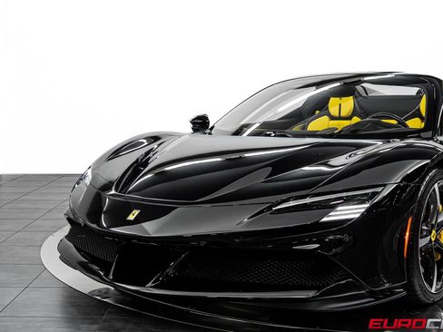 Used 2024 Ferrari SF90 Spider AWD/4WD image 18