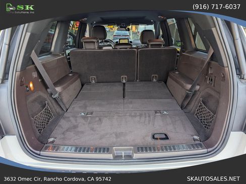 Used 2017 Mercedes-Benz GLS 450 4MATIC image 35