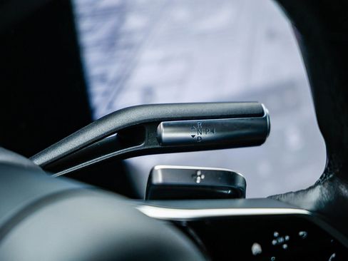 Used 2023 Mercedes-Benz EQS 580 4MATIC SUV image 20