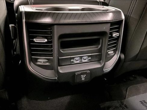 Used 2025 RAM 1500 Big Horn AWD/4WD image 33