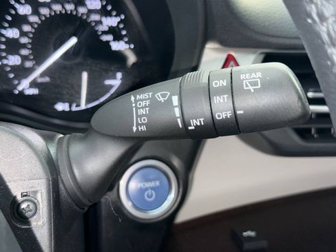 Used 2021 Toyota Sienna XLE w/ XLE Plus Package AWD/4WD image 56
