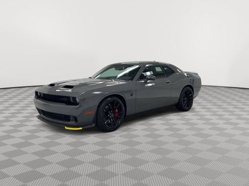 Used 2023 Dodge Challenger SRT Hellcat w/ Driver Convenience Group image 4