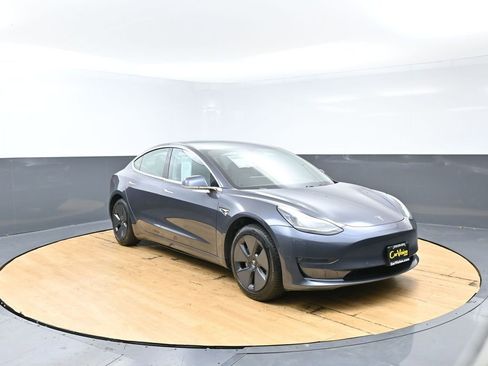 Used 2019 Tesla Model 3 Standard Range image 52