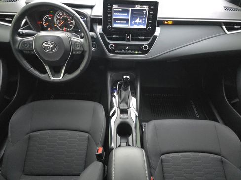 Used 2021 Toyota Corolla SE image 6