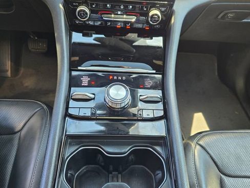 Used 2022 Jeep Grand Cherokee Overland AWD/4WD image 27