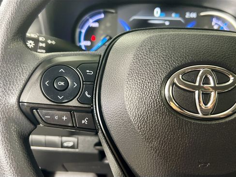 Used 2025 Toyota RAV4 XLE w/ Convenience Package AWD/4WD image 18