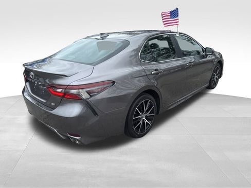 Used 2023 Toyota Camry SE image 22