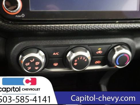 Used 2024 Nissan Kicks SV image 21