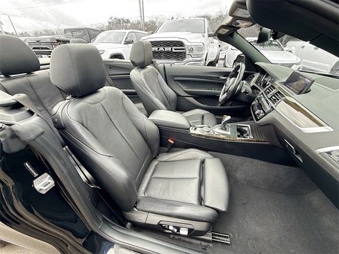 Used 2018 BMW M240i Convertible image 33