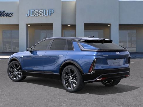 New 2026 Cadillac Lyriq Signature Sport image 3