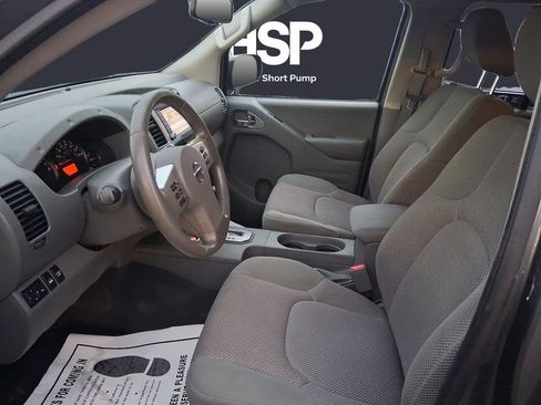 Used 2021 Nissan Frontier SV AWD/4WD image 9