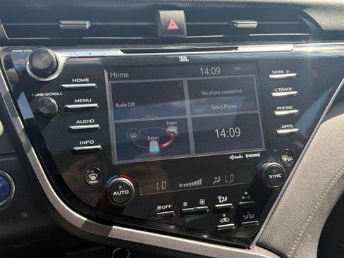 Used 2018 Toyota Camry XLE w/ Audio Package image 33