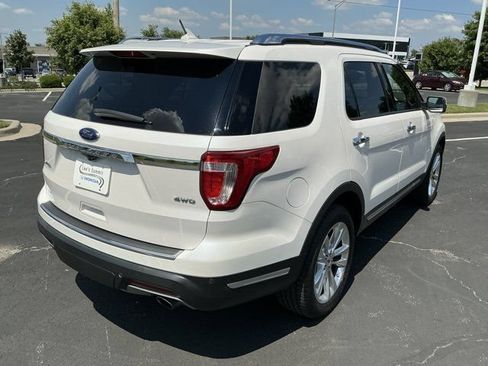 Used 2019 Ford Explorer Limited w/ Ford Safe & Smart Package AWD/4WD image 3