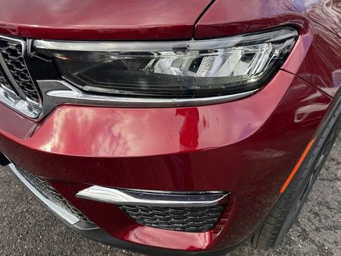 New 2025 Jeep Grand Cherokee Limited w/ MOPAR Finishing Package image 15