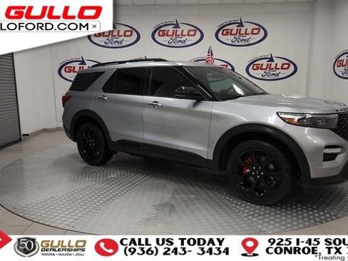 Used 2023 Ford Explorer ST w/ Equipment Group 401A image 2