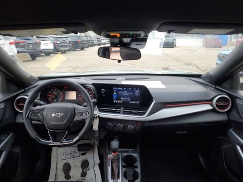 Used 2024 Chevrolet Trax RS image 23