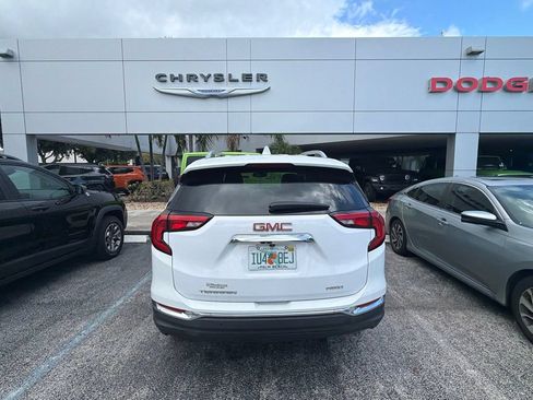 Used 2021 GMC Terrain SLT AWD/4WD image 12