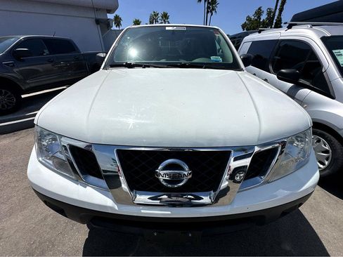 Used 2021 Nissan Frontier S RWD image 2