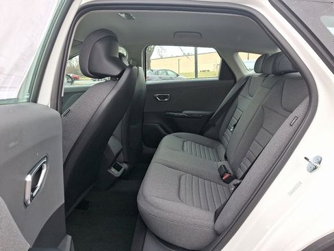 New 2025 Kia K4 EX image 6