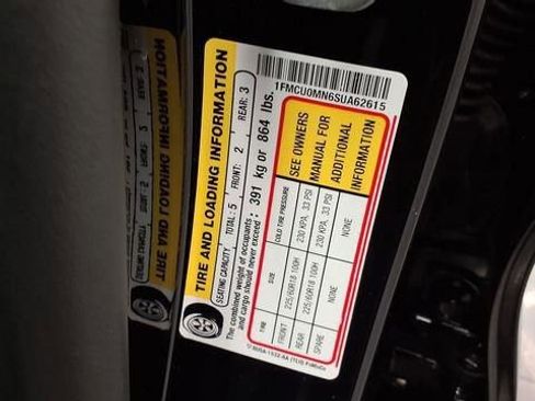 Used 2025 Ford Escape ST-Line image 32