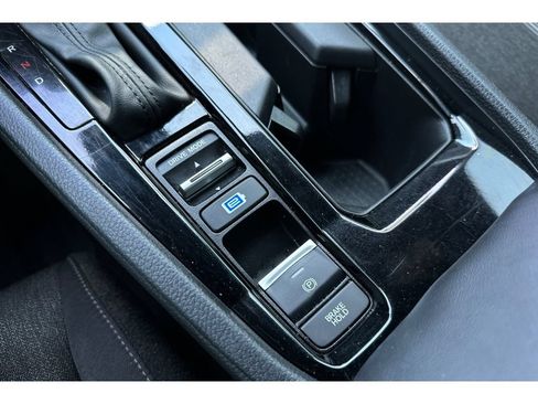 Used 2024 Honda Accord Sport image 31
