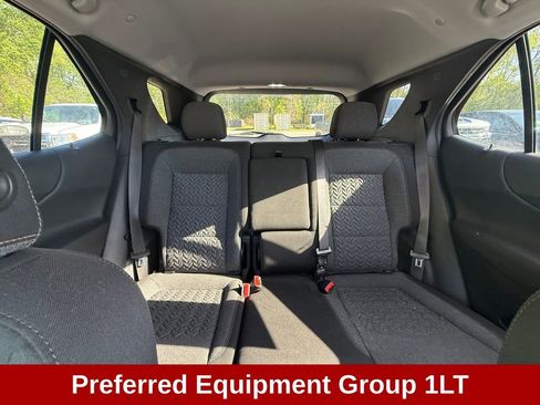 Used 2022 Chevrolet Equinox LT FWD image 18