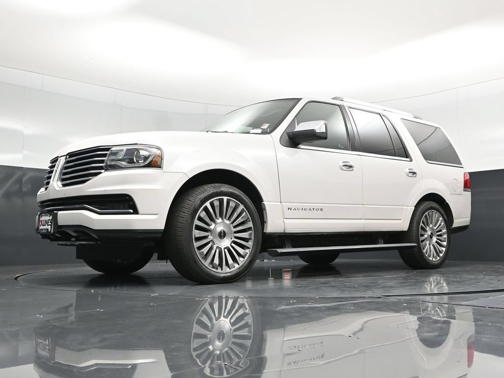 Used 2016 Lincoln Navigator Reserve AWD/4WD image 60