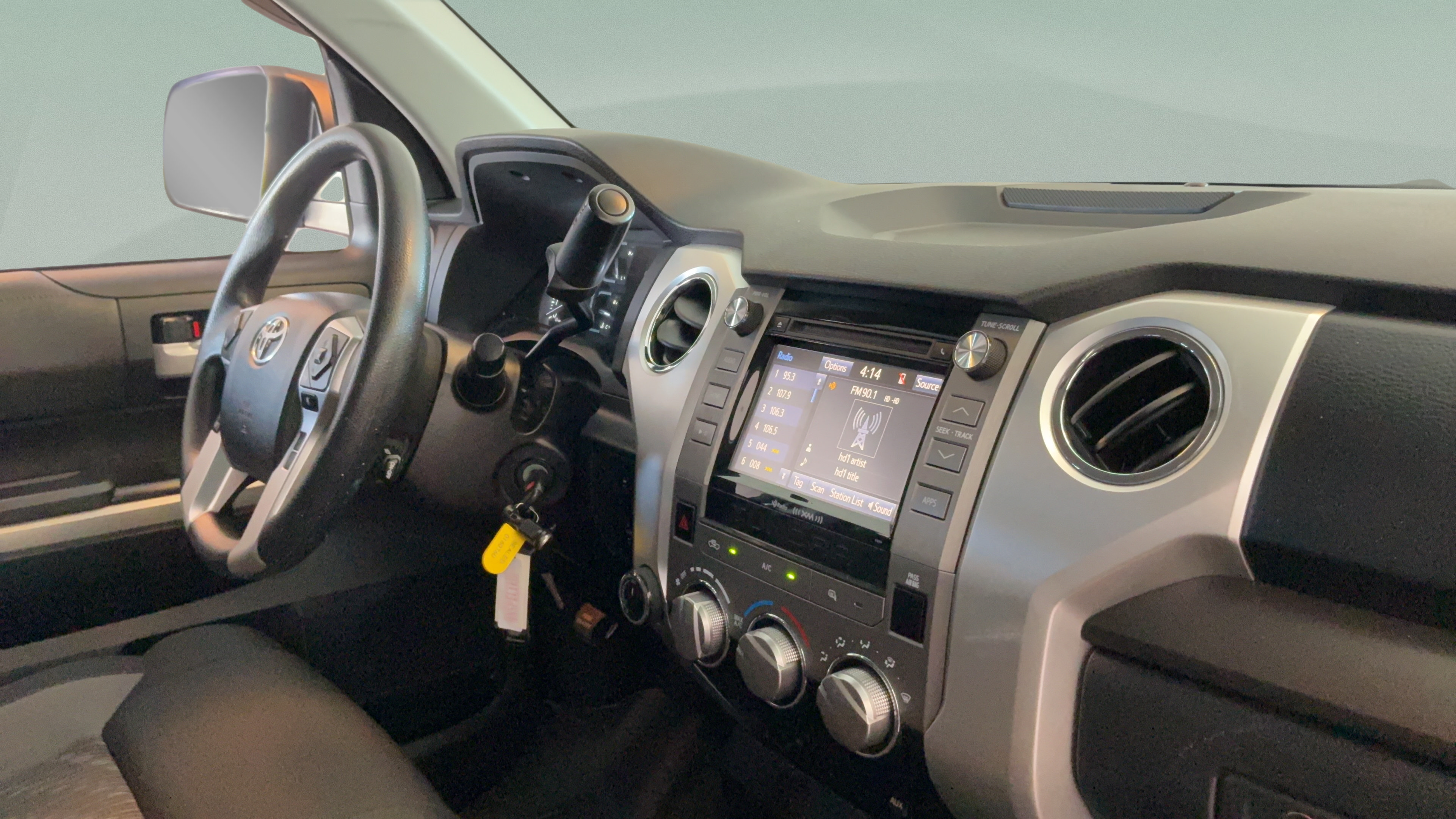 Used 2019 Toyota Tundra SR5 AWD/4WD image 38
