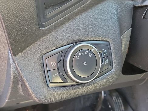 Used 2019 Ford Escape SEL AWD/4WD image 8