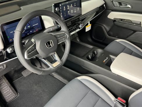 New 2025 Honda Prologue Touring image 13