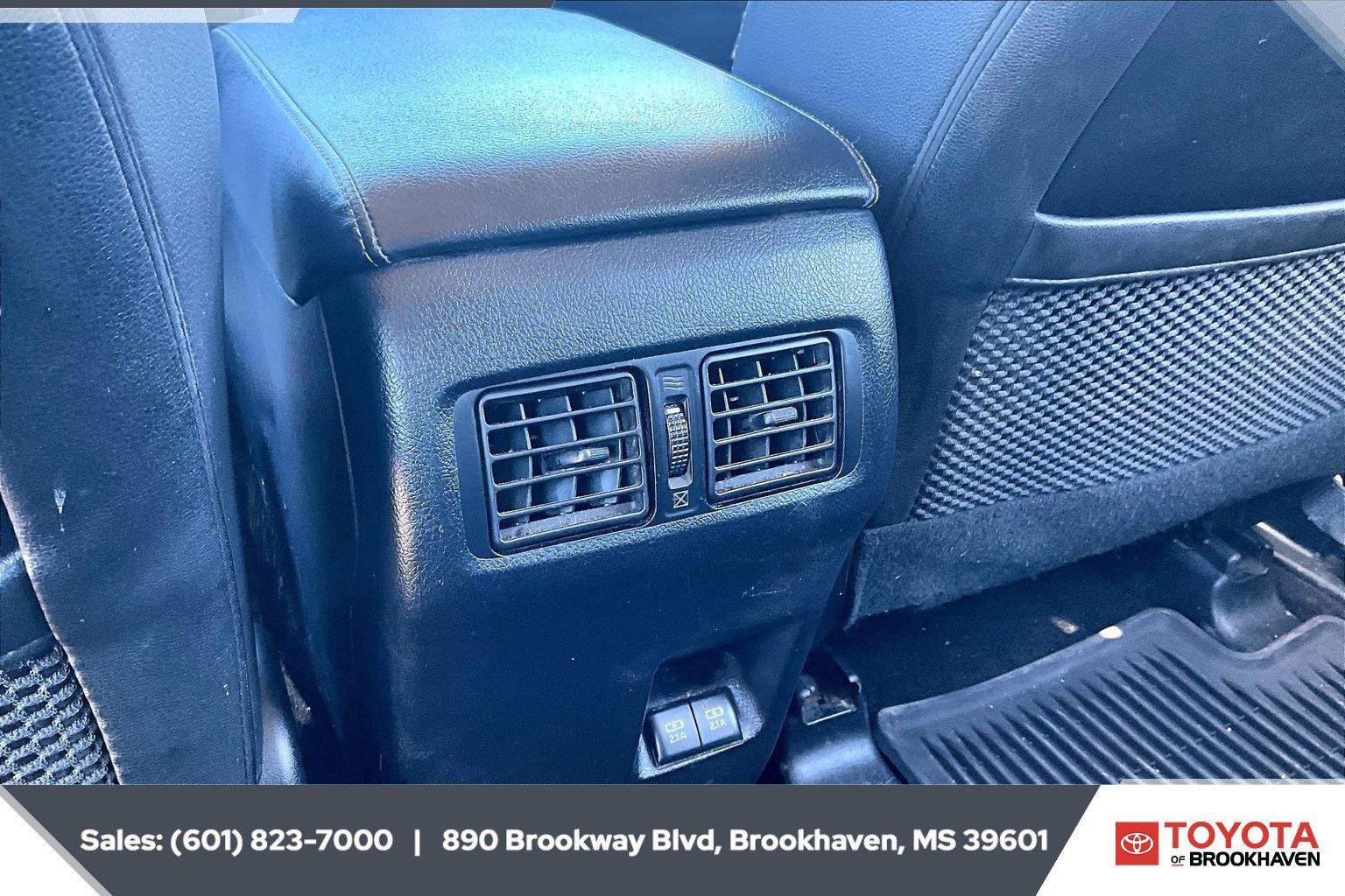 Used 2021 Toyota 4Runner SR5 Premium w/ Moonroof Package AWD/4WD image 25