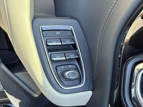 New 2025 Subaru Outback Limited image 17