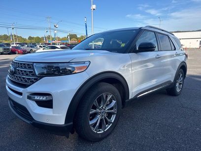 Used 2023 Ford Explorer Limited w/ Limited Technology Package