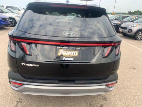 Certified 2025 Hyundai Tucson SEL AWD/4WD image 4