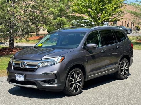 Used 2019 Honda Pilot Touring image 3