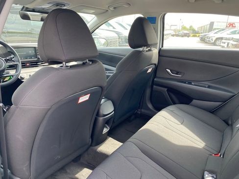 New 2026 Hyundai Elantra SE w/ Cargo Package FWD image 28