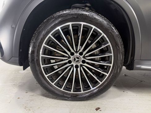 Used 2025 Mercedes-Benz GLC 350e GLC 350e image 34