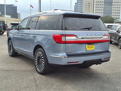 Used 2020 Lincoln Navigator Black Label w/ Cargo Convenience Package image 24