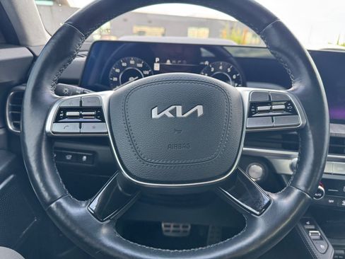 Used 2024 Kia Telluride SX Prestige AWD/4WD image 9