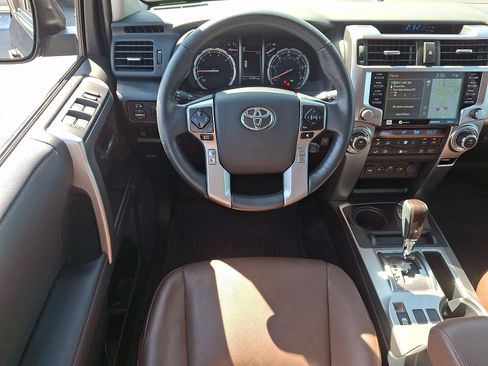 Used 2023 Toyota 4Runner Limited AWD/4WD image 10