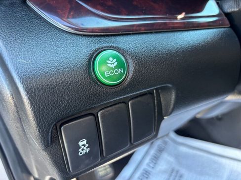 Used 2012 Honda CR-V EX-L image 19